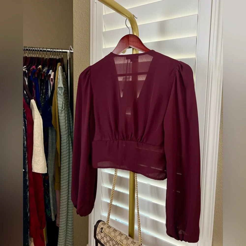 NWT~Burundy Balloon Sleeve Blouse Sz S, by Shinestar - Picture 6 of 9
